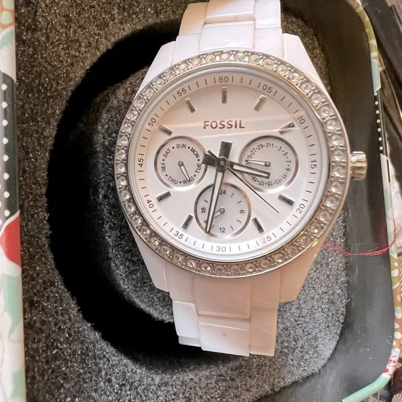 Fossil white ceramic “Stella” watch Fossil ES5151 - Stella Multifunction White Castor Oil Watch  main image 4